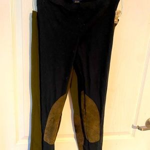 Fashionable leggings from Ralph Lauren.